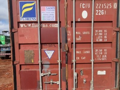 Container 20 Pés Dry (6 metros) FCIU221525-0