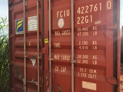 Container 20 Pés Dry (6 metros) FCIU422761-0