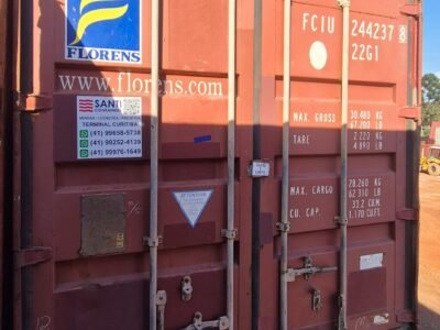 Container 20 Pés Dry (6 metros) FCIU244237-8